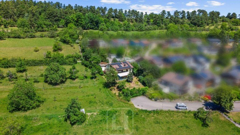 Traumlage Simmozheim Einfamilienhaus Exklusives Wohnensemble in traumhafter Feldrandlage | Einliegerwohnung & Naturpanorama inklusive