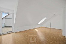 Schlafzimmer 3 | Dachterrasse Gro�z�giges Wohnen �ber den D�chern von Degerloch | 175 qm Wohnfl�che | 5 Zimmer | 2 Dachterrassen