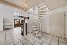 Hauptbild Lichtdurchflutete Maisonette-Wohnung mit S�dbalkon und gelungener Raumaufteilung | 2 Stellpl�tze