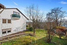 Ruhige gr�ne Oase Zweifamilienwohnhaus voller Charme | Traumhafte Aussicht | Gr�ner Garten | Pure Lebensfreude