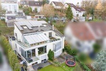 Luftaufnahme | PV-Anlage Architektonisches & energetisches Meisterwerk in Toplage!