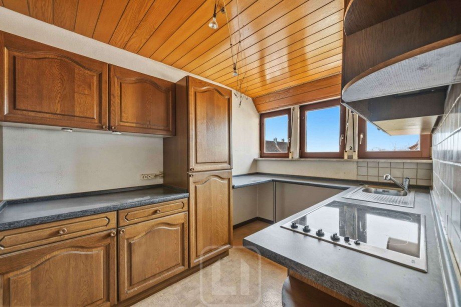 Viel Platz in Ihrer K�che Doppelhaush�lfte B�blingen