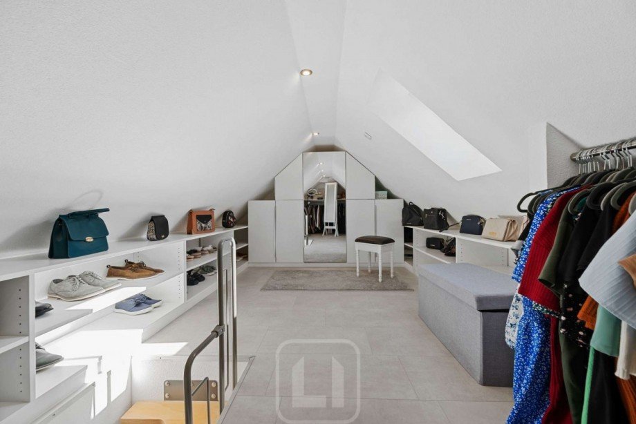 Spitzboden | Ankleide Dachgeschosswohnung Calw