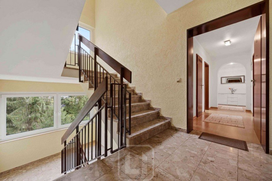 Treppenhaus Etagenwohnung Unterreichenbach