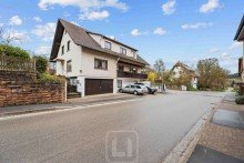 West-Ansicht Ihr vielf�ltiges 2-Familienhaus mit au�ergew�hnlichem Grundst�ck & gro�em Entwicklungspotenzial