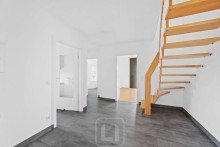 Gro�z�giger Eingangsbereich Lichtdurchflutete Maisonette-Whg. mit 115 m� Wohnfl�che + 42 m� im DG | S�dbalkon | Garage