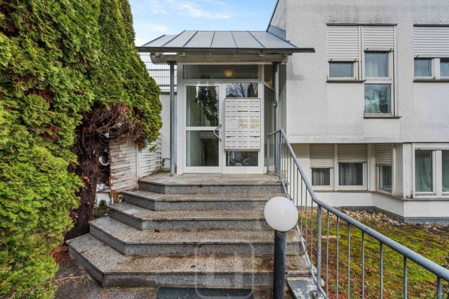 Eingangsbereich Etagenwohnung Leinfelden-Echterdingen