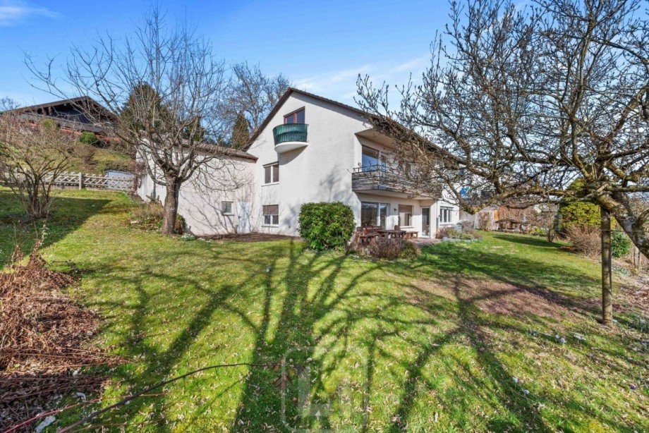 Perfekt f�r Ihre Erholung Zweifamilienhaus Altensteig