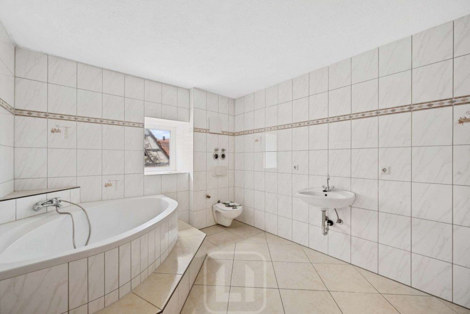Ger�umiges Badezimmer Wohnung Herrenberg