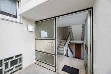 Hauseingang Moderne 3-Zi-Wohnung in Nufringen | 1. OG | S�dbalkon | Garage | Neu: EBK, Bad, Fenster und B�den
