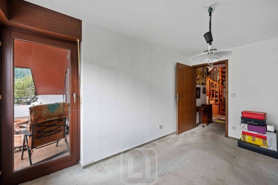G�stezimmer | B�ro | Dachterrasse Dachgeschosswohnung Neuenb�rg