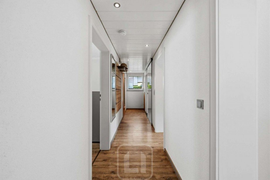 1. OG | Flur Zweifamilienhaus Wildbad