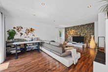 Harmonisches Wohngef�hl Wohnen mit WOW-Effekt: Exklusives KfW-60-Einfamilienhaus mit Gartenidylle, Glaskamin & W�rmepumpe