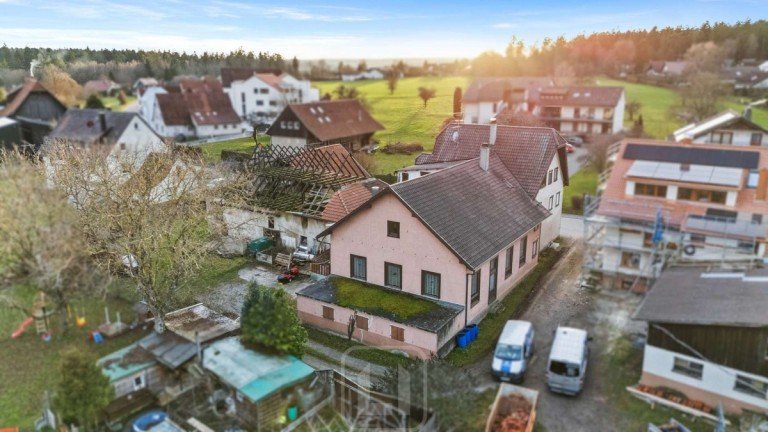 Nordost Ansicht Bad Liebenzell Mehrfamilienhaus Investition in die Zukunft - Mehrfamilienhaus in idyllischer Lage | Kapitalanlage oder Eigenheim