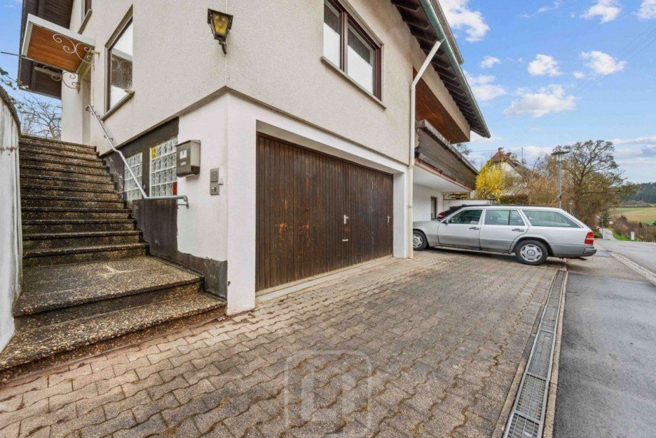 Teppenaufgang Zweifamilienhaus Ebhausen