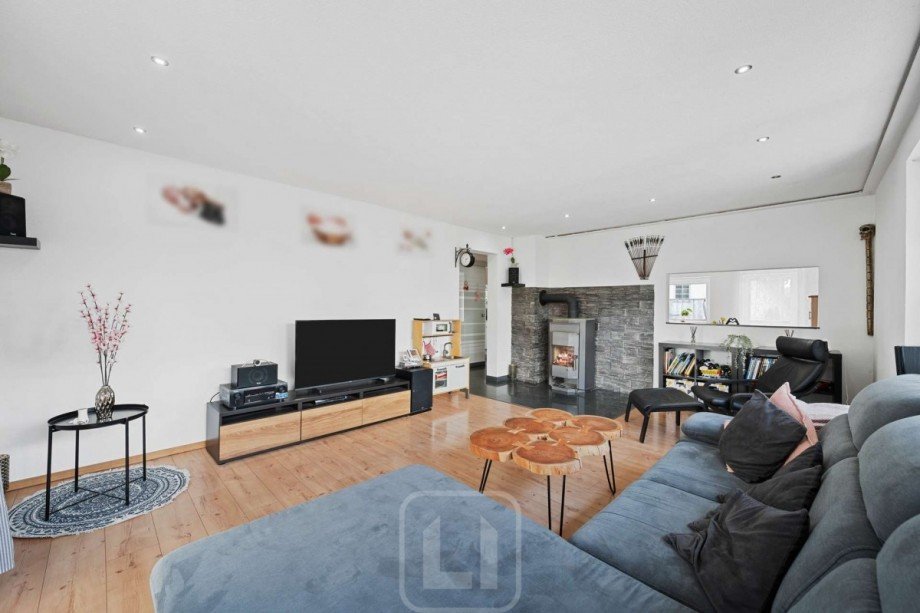 Wohnzimmer mit Wohlf�hlcharakter (1) Mehrfamilienhaus Heimsheim