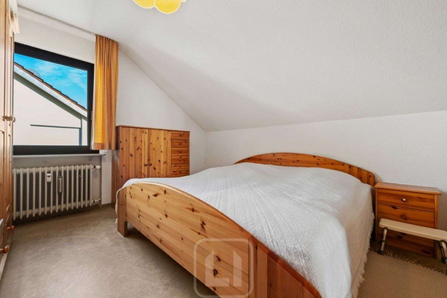 DG | Schlafzimmer Mehrfamilienhaus Bad Wildbad