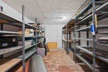 Keller Gro�z�gige Doppelhaush�lfte | viel Potential | 2-3 Wohneinheiten m�glich | Werkstatt | Doppelgarage
