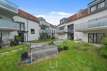 Mit gem�tlichen Sitzecken Gro�z�giges Wohnen �ber den D�chern von Degerloch | 175 qm Wohnfl�che | 5 Zimmer | 2 Dachterrassen