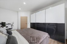 Ansicht 2 Familienfreundlicher Bungalow mit Pool | 2 Etagen | Doppelgarage & Stellpl�tze