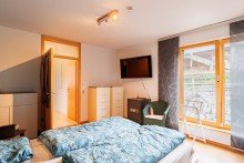 ...Schlafzimmer mit viel... Architektonisches & energetisches Meisterwerk in Toplage!