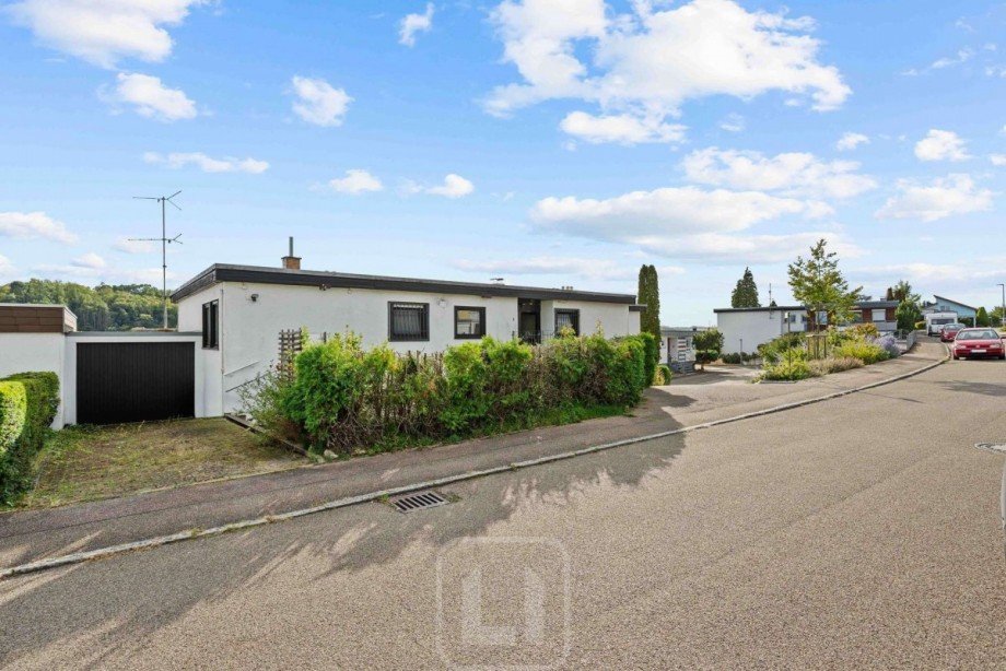 Stra�enansicht Einfamilienhaus Vaihingen an der Enz