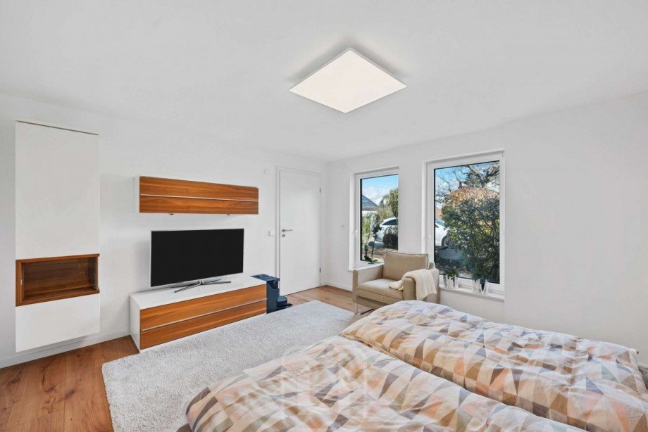 UG I Gem�tliches Schlafzimmer Einfamilienhaus Tiefenbronn