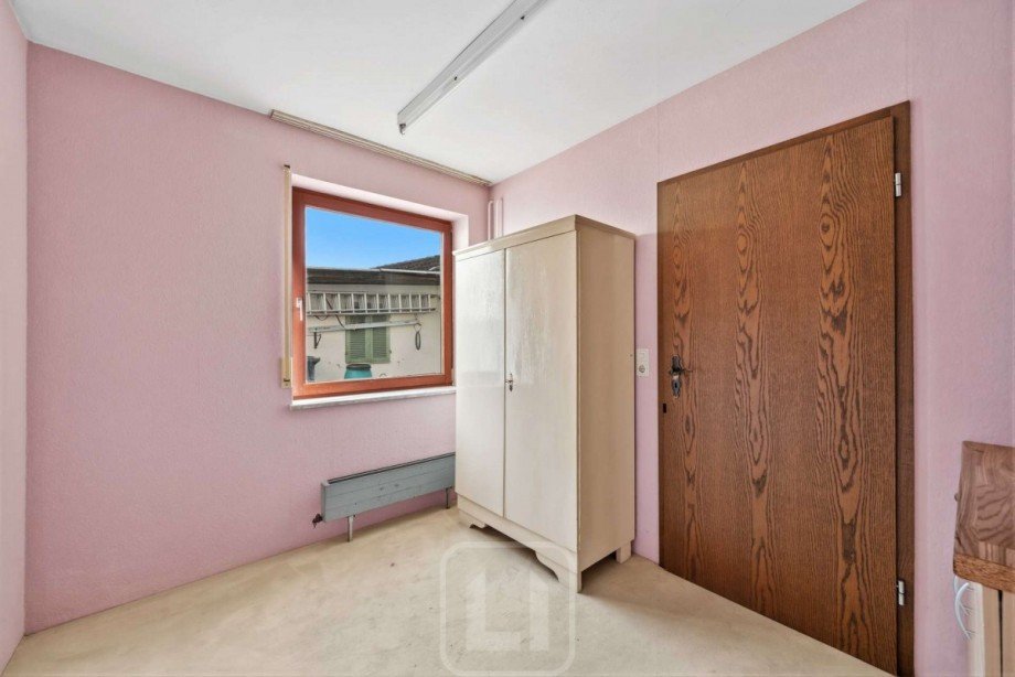 Zimmer 1 Doppelhaush�lfte B�blingen