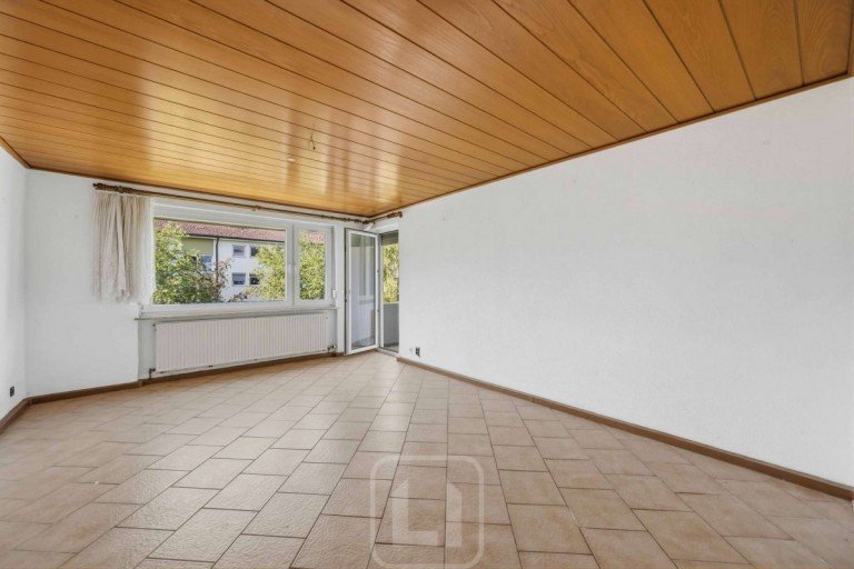 Ger�umiges Wohn-/Esszimmer Herrenberg Etagenwohnung Kapitalanlage oder Eigenheim | 3-Zimmer-Wohnung | 72 m� Wohlf�hlfl�che | Balkon & Garage