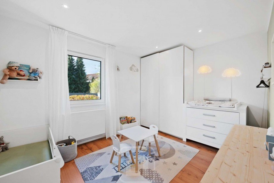 EG I Kinderzimmer Einfamilienhaus Tiefenbronn