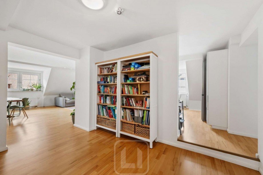 Offener Eingangsbereich Dachgeschosswohnung Esslingen am Neckar