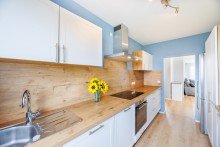 Einbau-Sp�l- u. Waschmaschine Moderne 3-Zi-Wohnung in Nufringen | 1. OG | S�dbalkon | Garage | Neu: EBK, Bad, Fenster und B�den