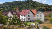Nordostansicht Wohnen mit Stil & Substanz: Au�ergew�hnlich gepflegtes Zweifamilienhaus mit gro�z�gigem Raumangebot