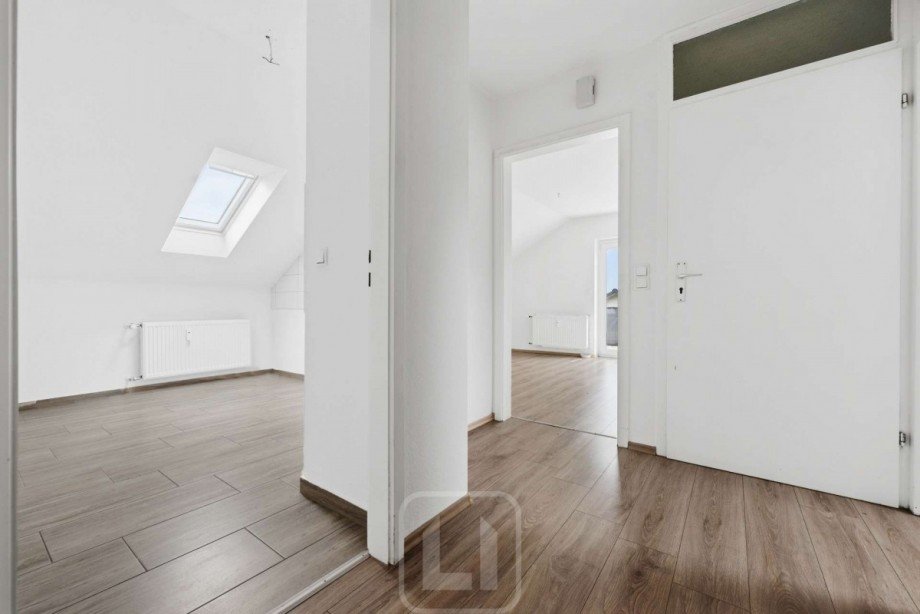 DG | Eingangsbereich Zweifamilienhaus Calw