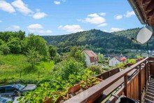 Wundersch�ne Aussicht Gepflegtes Mehrfamilienhaus mit 5 Wohneinheiten in ruhiger Wohnlage