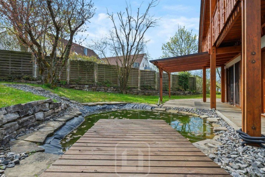 Sichtgesch�tzter Au�enbereich Einfamilienhaus Kirchheim