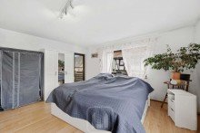 Schlafzimmer Ihr vielf�ltiges 2-Familienhaus mit au�ergew�hnlichem Grundst�ck & gro�em Entwicklungspotenzial