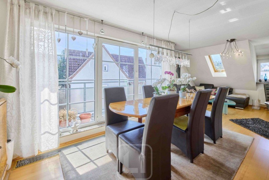 Essen mit Blick nach drau�en Maisonettewohnung Stuttgart