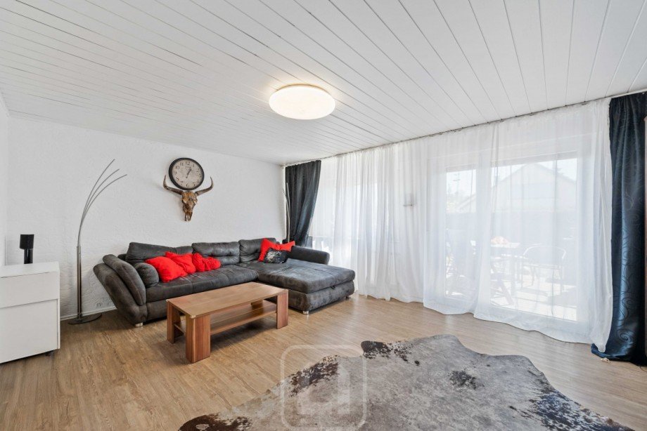 Wohnzimmer | Lichtdurchflutet Reihenendhaus Herrenberg