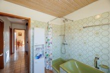 ...Dusche, und WC Charmantes Reihenmittelhaus im Herzen G�rtringens | 5,5 Zimmer | Kleiner Garten | 2 Balkone
