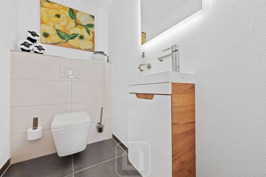 UG I WC & Waschbecken Einfamilienhaus Tiefenbronn