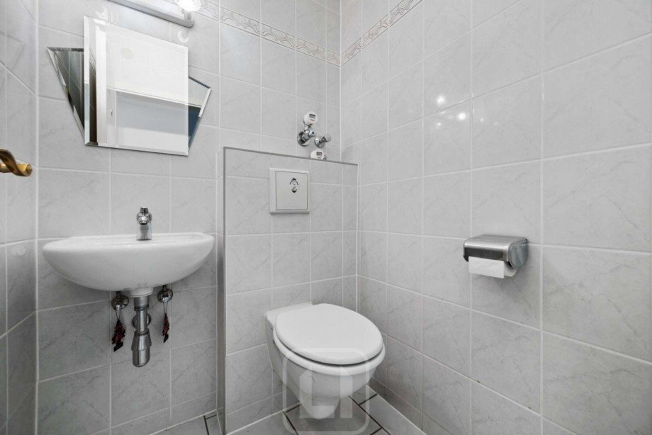 WC & Waschbecken Etagenwohnung Sindelfingen