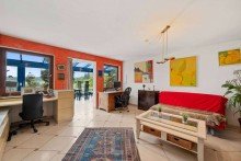 ELW | Wohnzimmer Exklusives Wohnensemble in traumhafter Feldrandlage | Einliegerwohnung & Naturpanorama inklusive