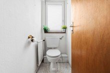 DG | G�ste-WC Ihr vielf�ltiges 2-Familienhaus mit au�ergew�hnlichem Grundst�ck & gro�em Entwicklungspotenzial