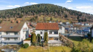 Hauptbild Wohnhaus mit 4 Einheiten | Eigennutzung, Familie & Vermietung kombinieren | Attraktive Lage