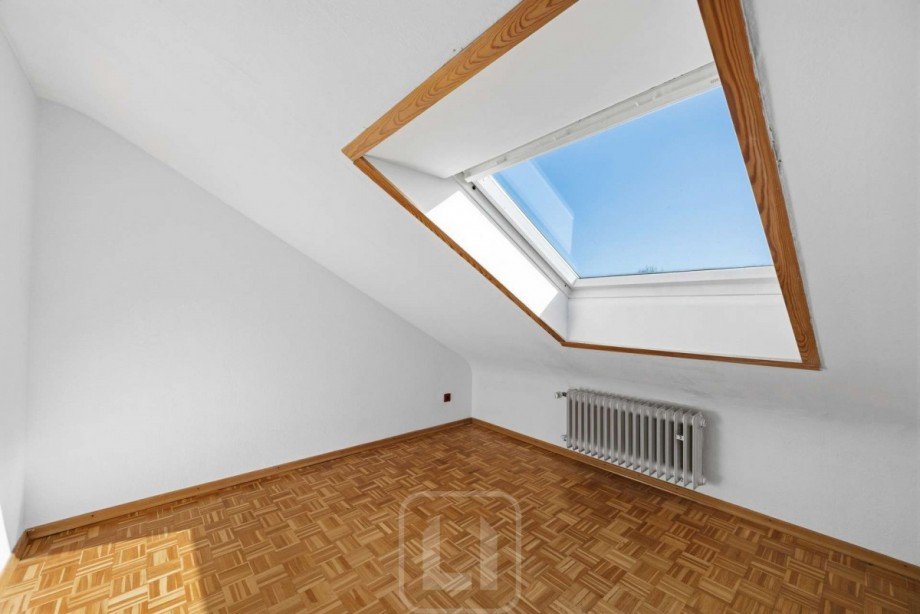 Zimmer Zweifamilienhaus Altensteig