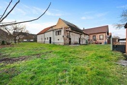 Hauptbild Investoren aufgepasst: Gro�z�giges Grundst�ck in gr�ner Lage mit optionalem Nachbarareal
