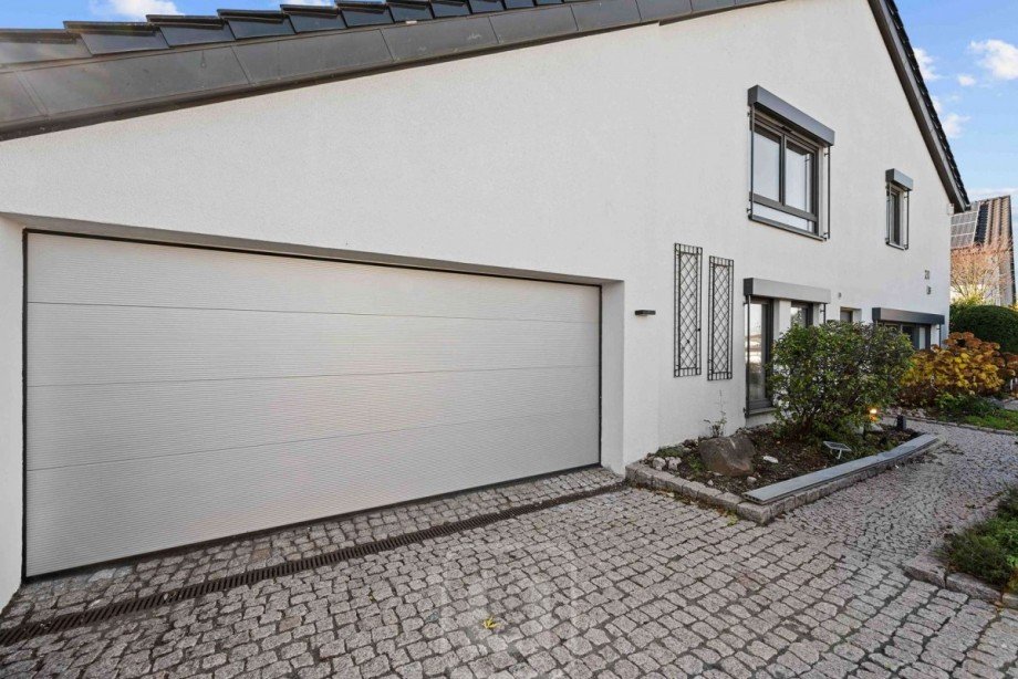 Doppelgarage Einfamilienhaus Tiefenbronn