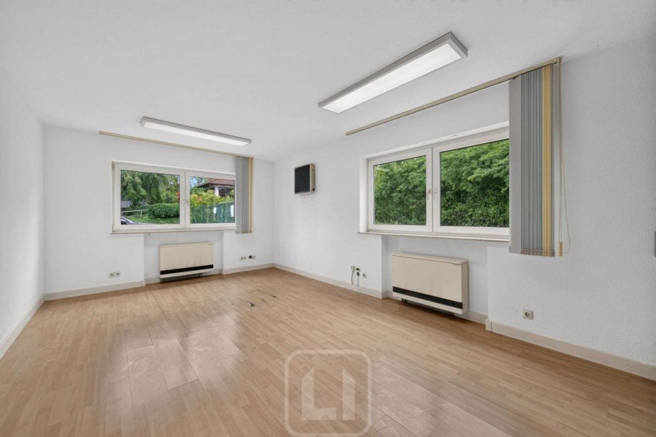 B�ro 2 Lager Renningen