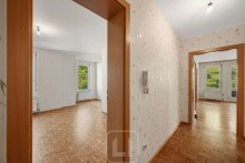 Zugang zu den Zimmern Eindrucksvolles Wohnensemble | Hochwertige 5-Zimmer-Wohnung | EBK & Lift | Balkon | Garage